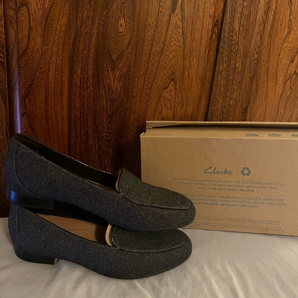 Clarks Unstructured Wool & Polyester Slip On Shoes, womens 9, new with tags/box - Picture 2 of 9